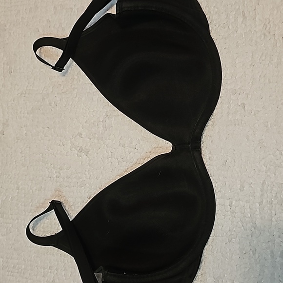 NWT, Skims weightless scoop bra - Picture 3 of 7